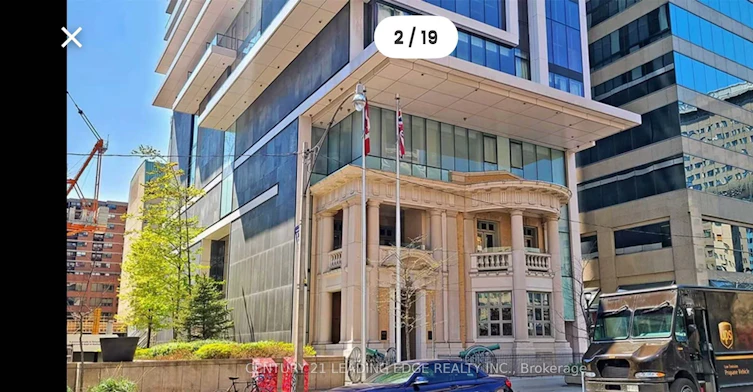 3205-426 University Avenue, Toronto, ON, M5G 1S9 - 2