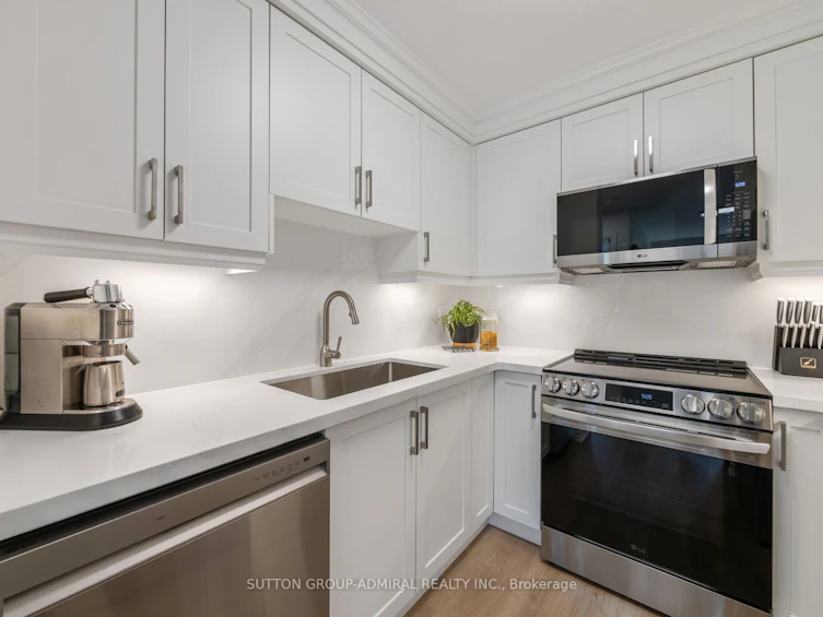 1112-35 Finch Avenue E, Toronto, ON, M2N 6Z8
