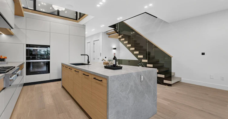 156 Snowdon Avenue, Toronto, ON, M4N 2B2 - 7