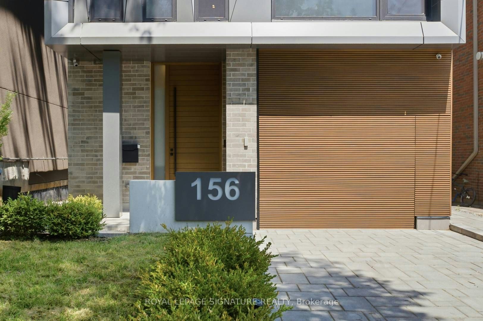 156 Snowdon Avenue, Toronto, ON, M4N 2B2 - 2