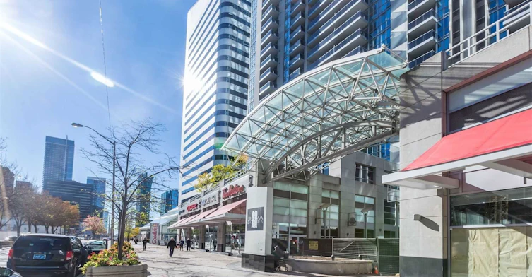 615-4968 Yonge Street, Toronto, ON, M2N 7G9