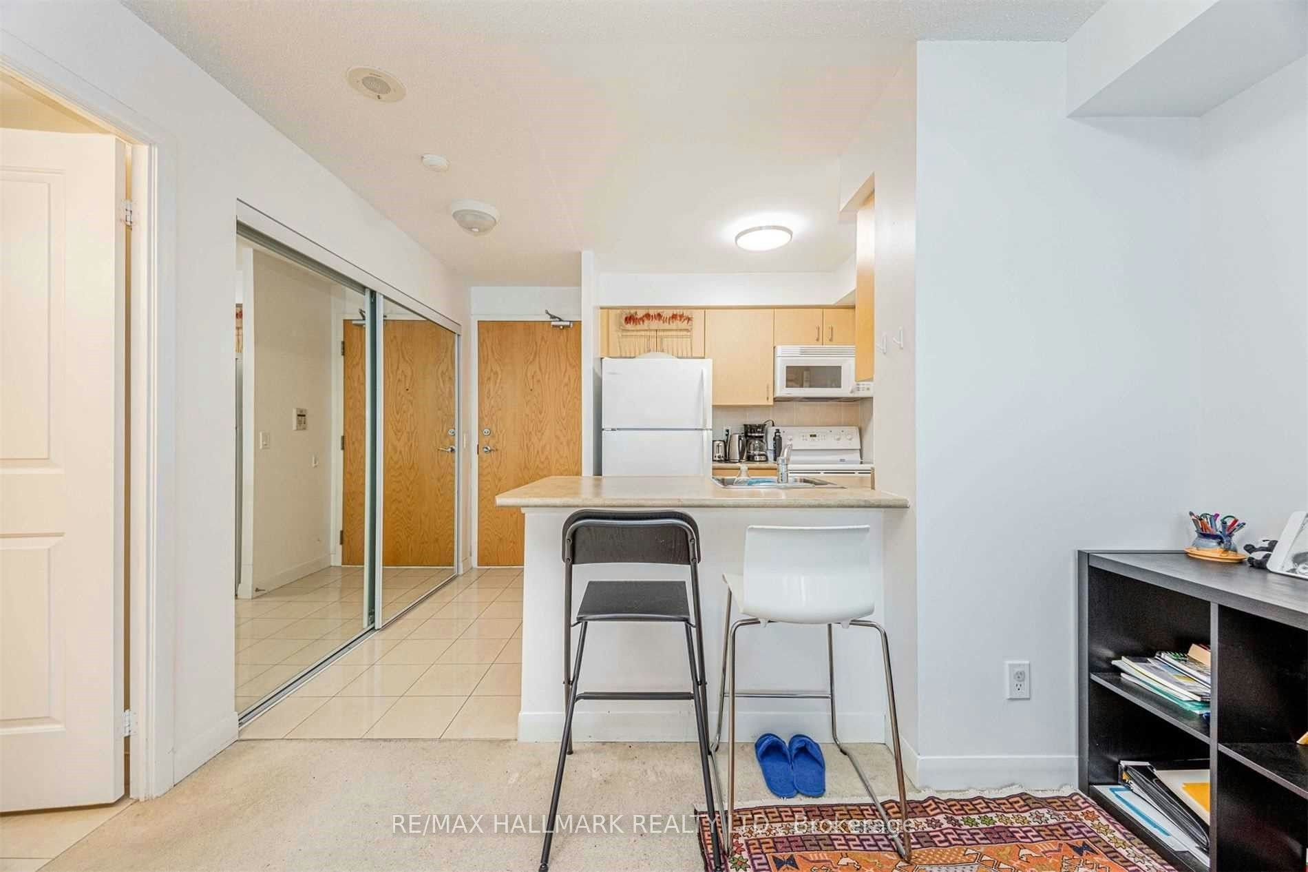 615-4968 Yonge Street, Toronto, ON, M2N 7G9 - 14