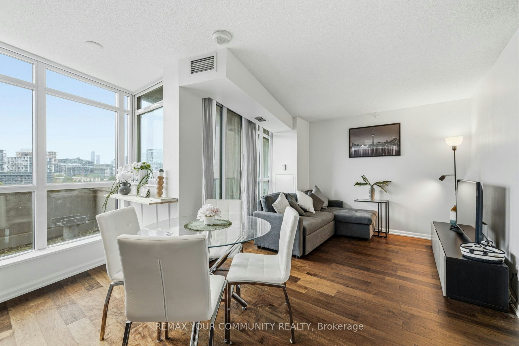 962-209 Fort York Boulevard, Toronto, ON, M5V 4A1 - 11