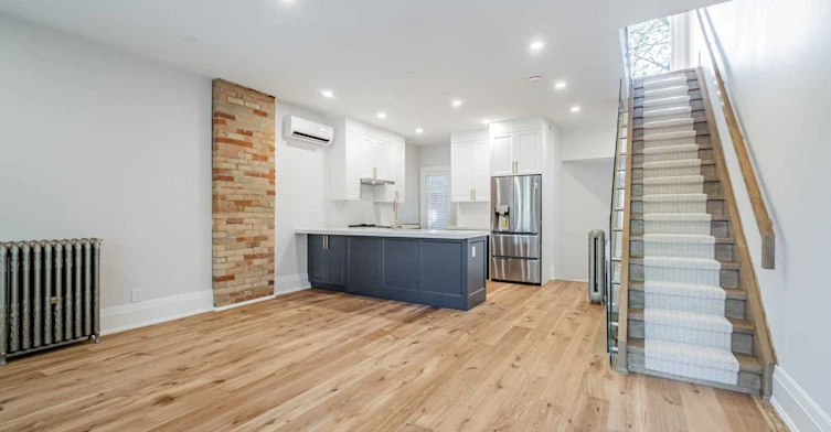 2nd/3rd Flr-36 Howland Avenue, Toronto, ON, M5R 3B3 - 5