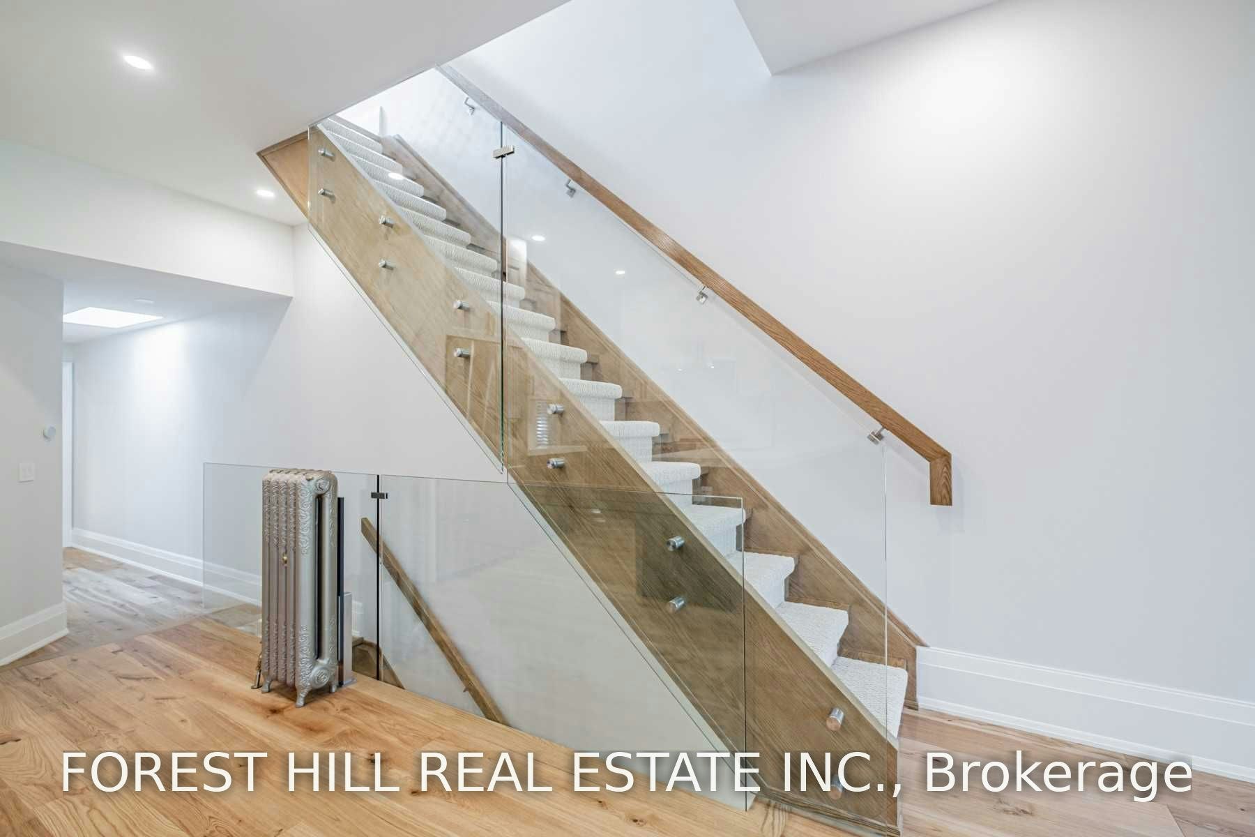 2nd/3rd Flr-36 Howland Avenue, Toronto, ON, M5R 3B3 - 4