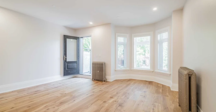 2nd/3rd Flr-36 Howland Avenue, Toronto, ON, M5R 3B3 - 9