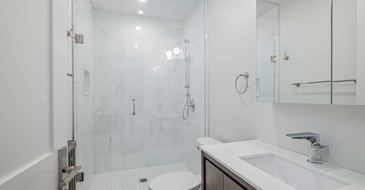 2nd/3rd Flr-36 Howland Avenue, Toronto, ON, M5R 3B3 - 15