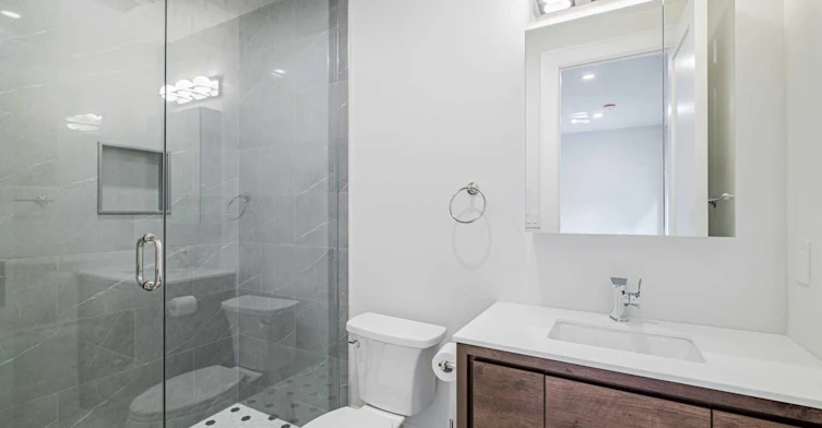 2nd/3rd Flr-36 Howland Avenue, Toronto, ON, M5R 3B3 - 19