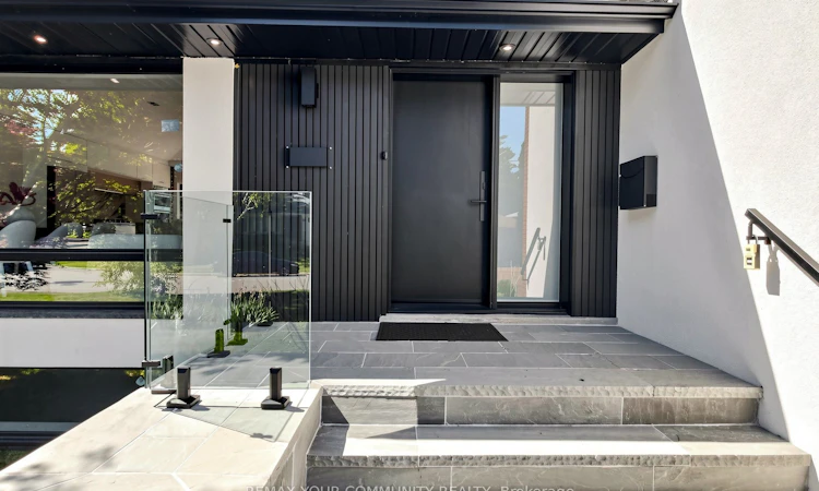 35 Geraldton Crescent