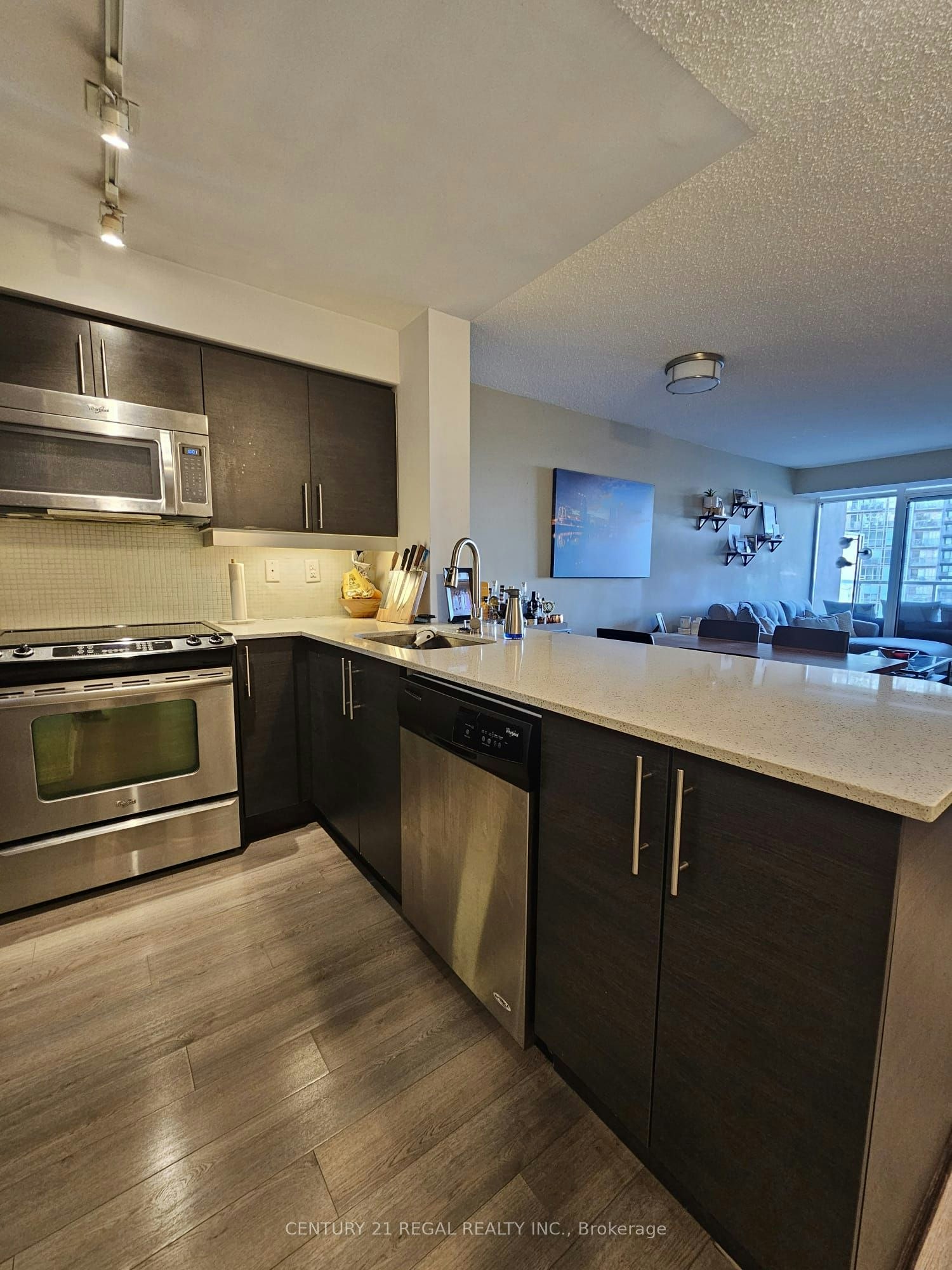 1709-125 Western Battery Road, Toronto, ON, M6K 3R8 - 3