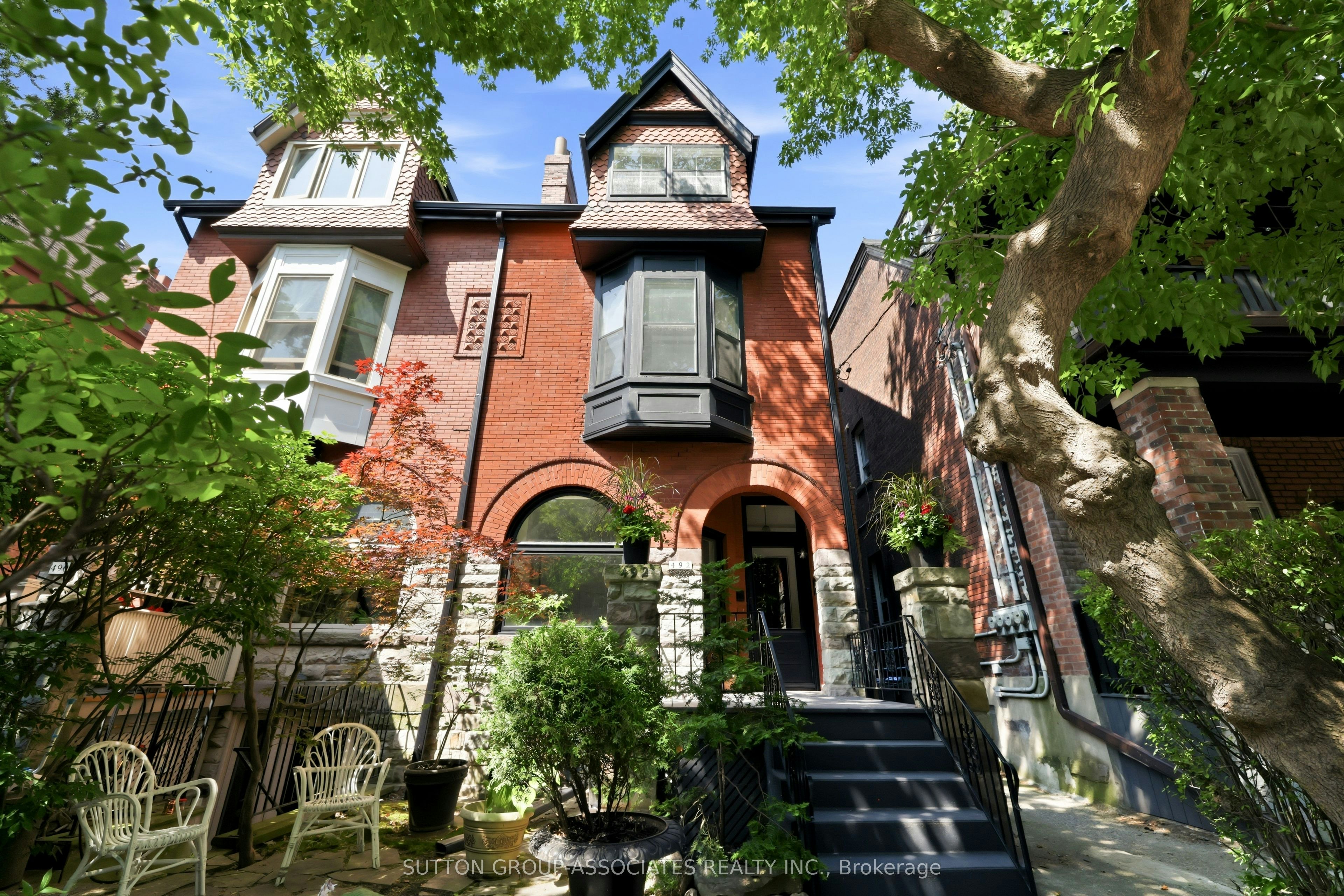492 Euclid Avenue, Toronto, ON, M6G 2S9