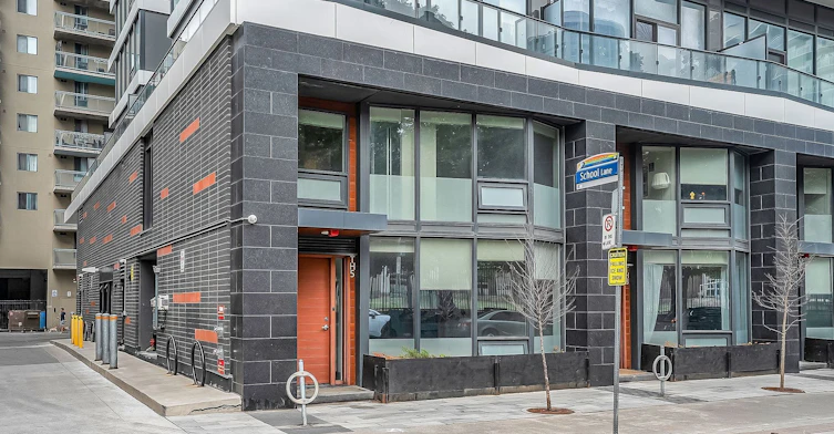 TH5-85 Wood Street, Toronto, ON, M4Y 0E8