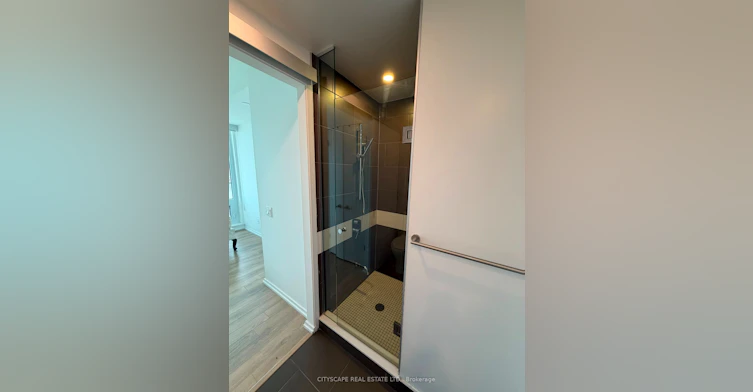 4909-197 Yonge Street, Toronto, ON, M5B 0C1 - 16