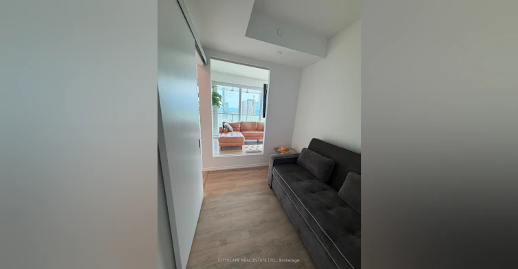 4909-197 Yonge Street, Toronto, ON, M5B 0C1 - 18