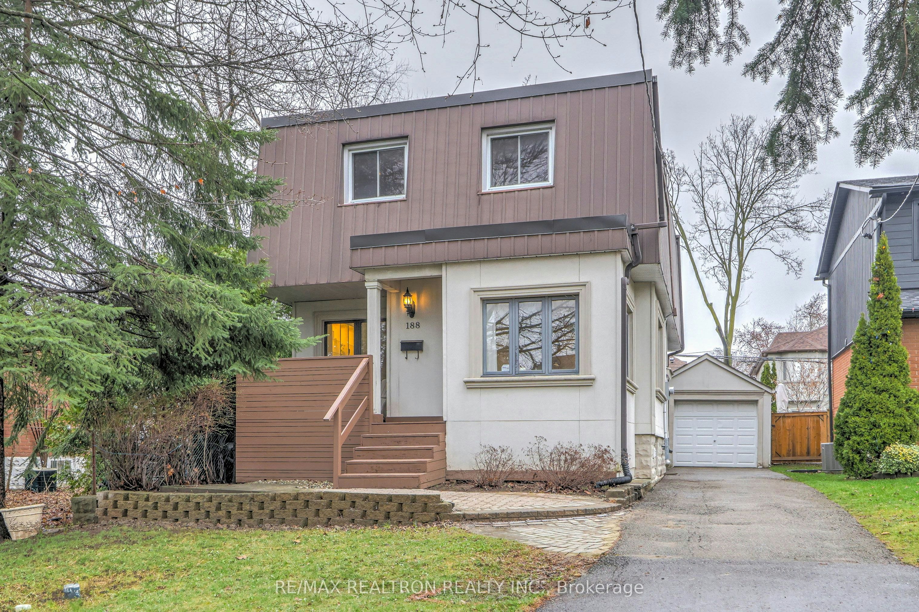 188 Maplehurst Avenue, Toronto, ON, M2N 3C2