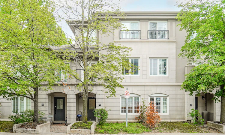 D11-108 Finch Avenue W