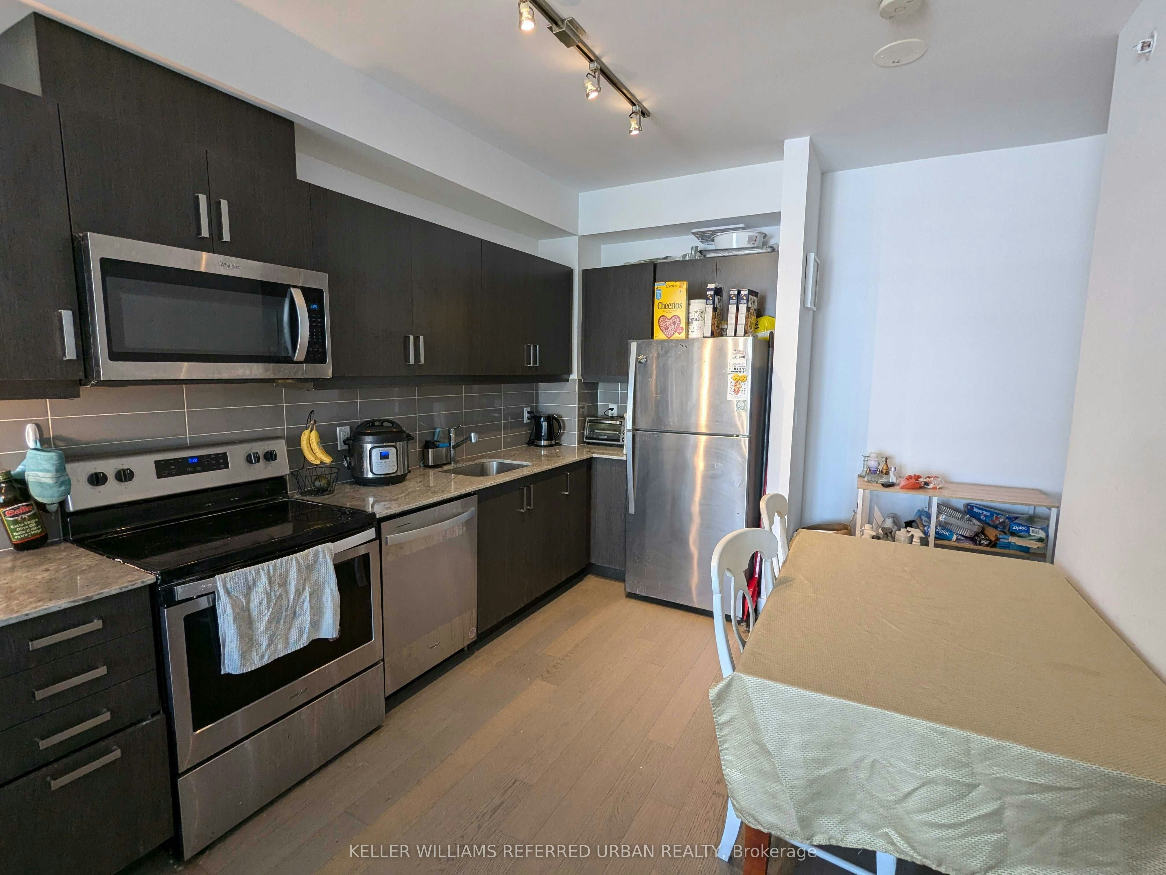 804-1486 Bathurst Street, Toronto, ON, M5P 0A5