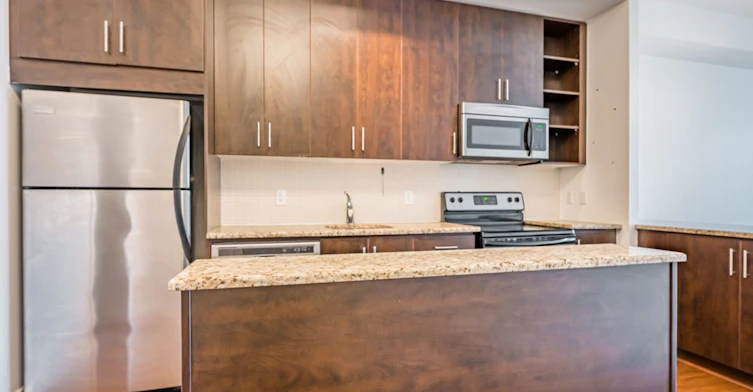 N401-116 George Street, Toronto, ON, M5A 2M5 - 4