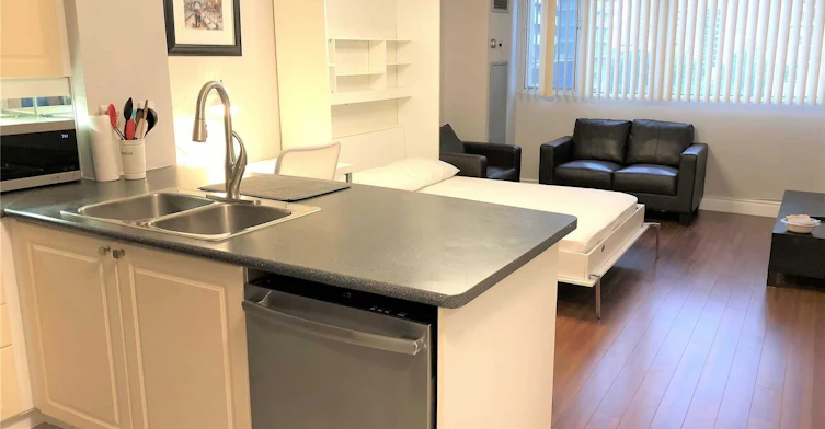 508-555 Yonge Street, Toronto, ON, M4Y 3A6 - 2