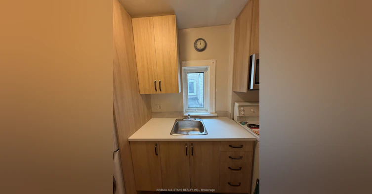 559A Mount Pleasant Road, Toronto, ON, M4S 2M5 - 7