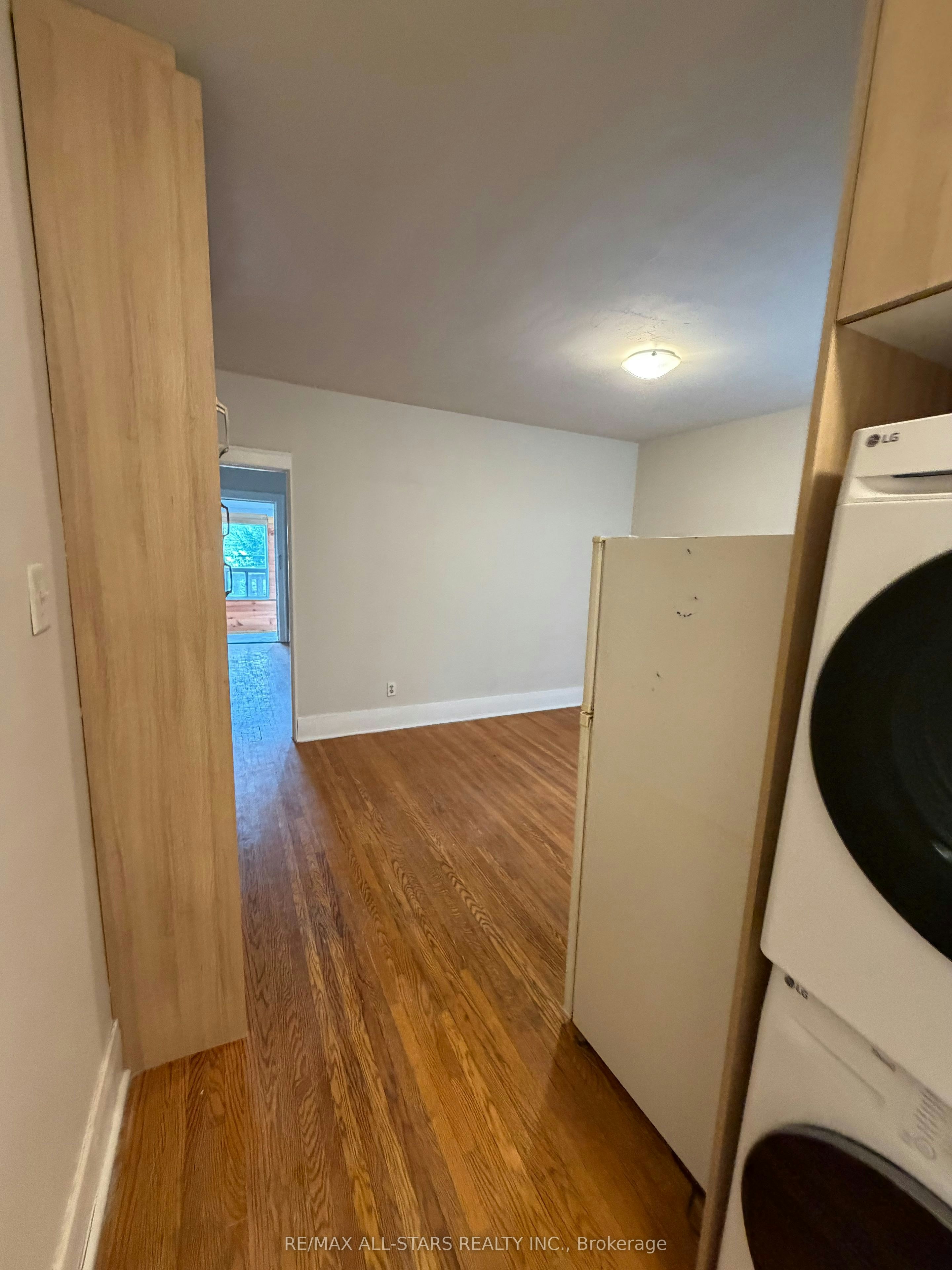 559A Mount Pleasant Road, Toronto, ON, M4S 2M5 - 4