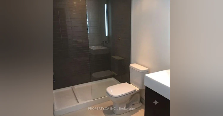 632-629 King Street N, Toronto, ON, M5V 0G9 - 9