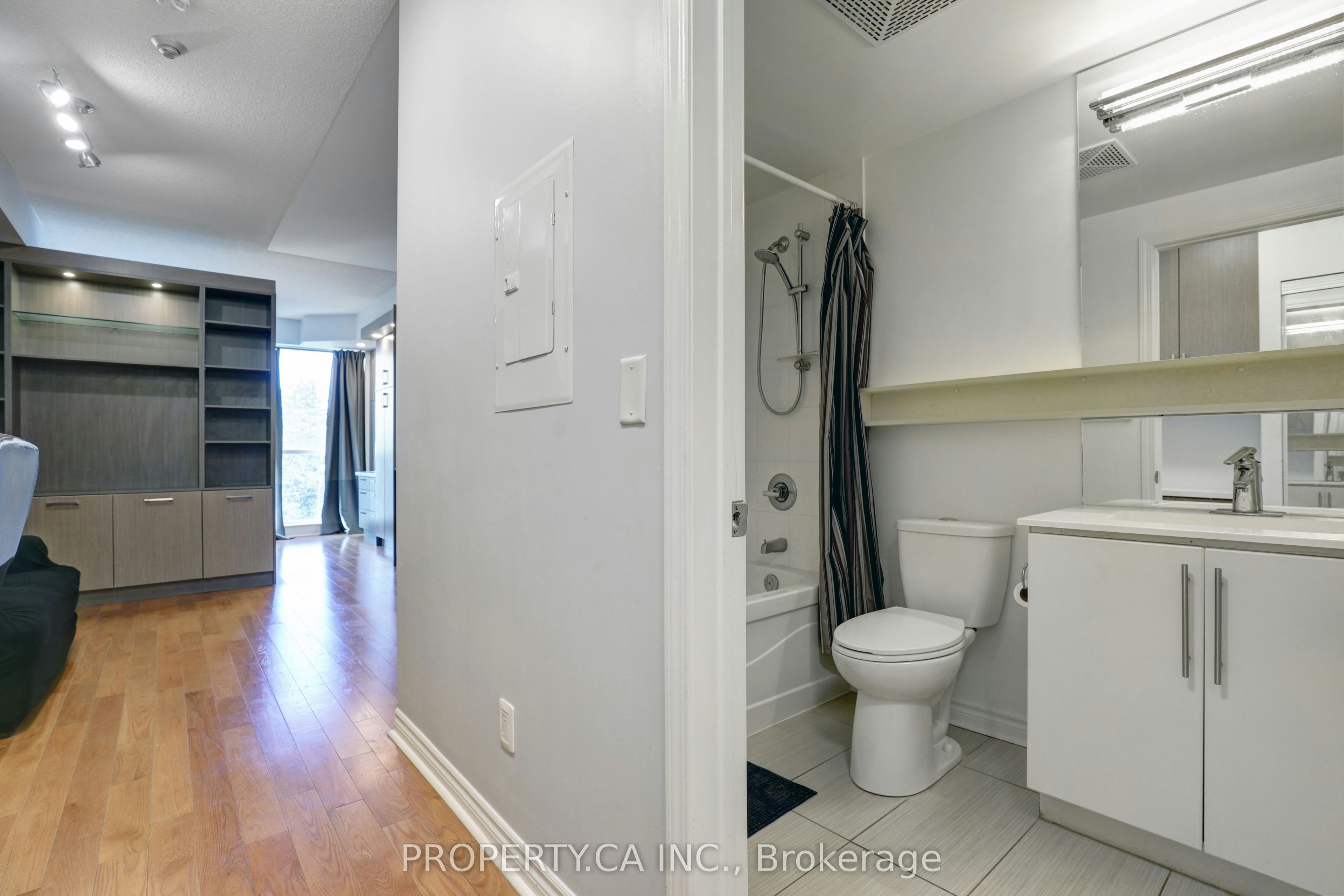 316-2885 Bayview Avenue, Toronto, ON, M2K 0A3 - 7