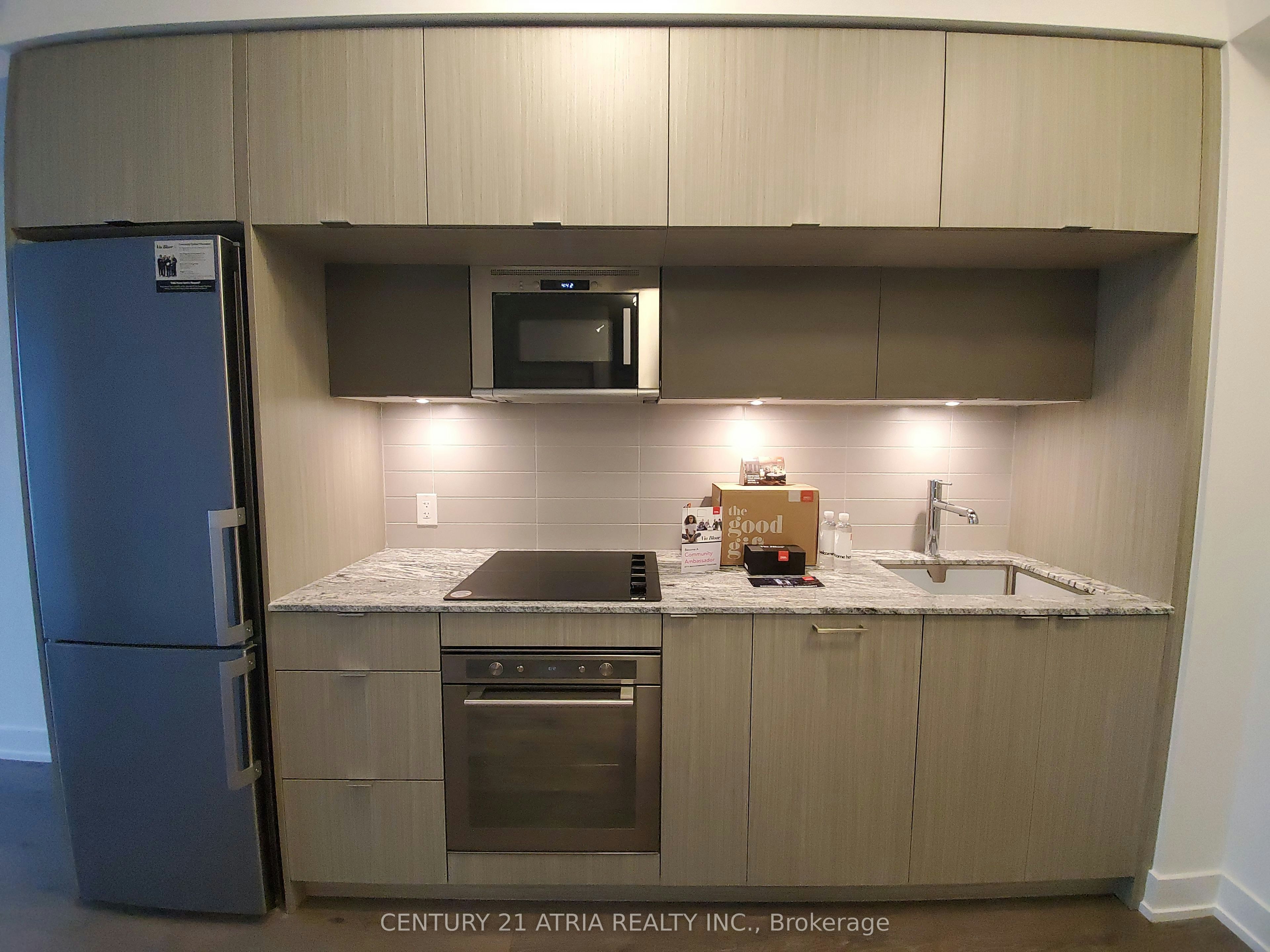 2719-585 Bloor Street E, Toronto, ON, M4W 0B3