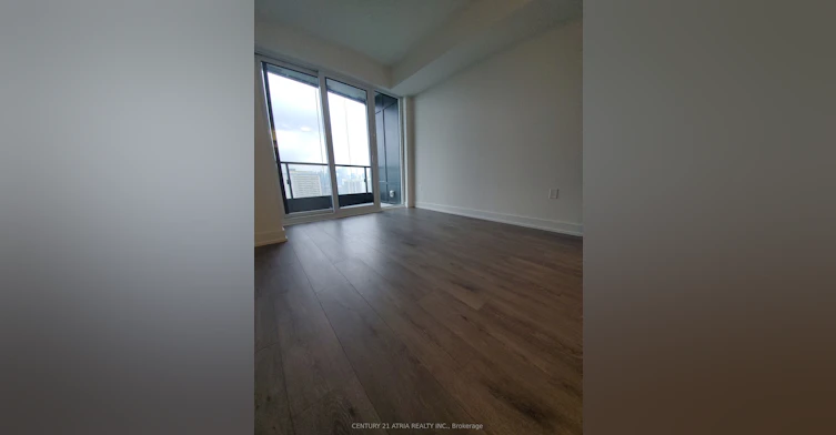 2719-585 Bloor Street E, Toronto, ON, M4W 0B3 - 5