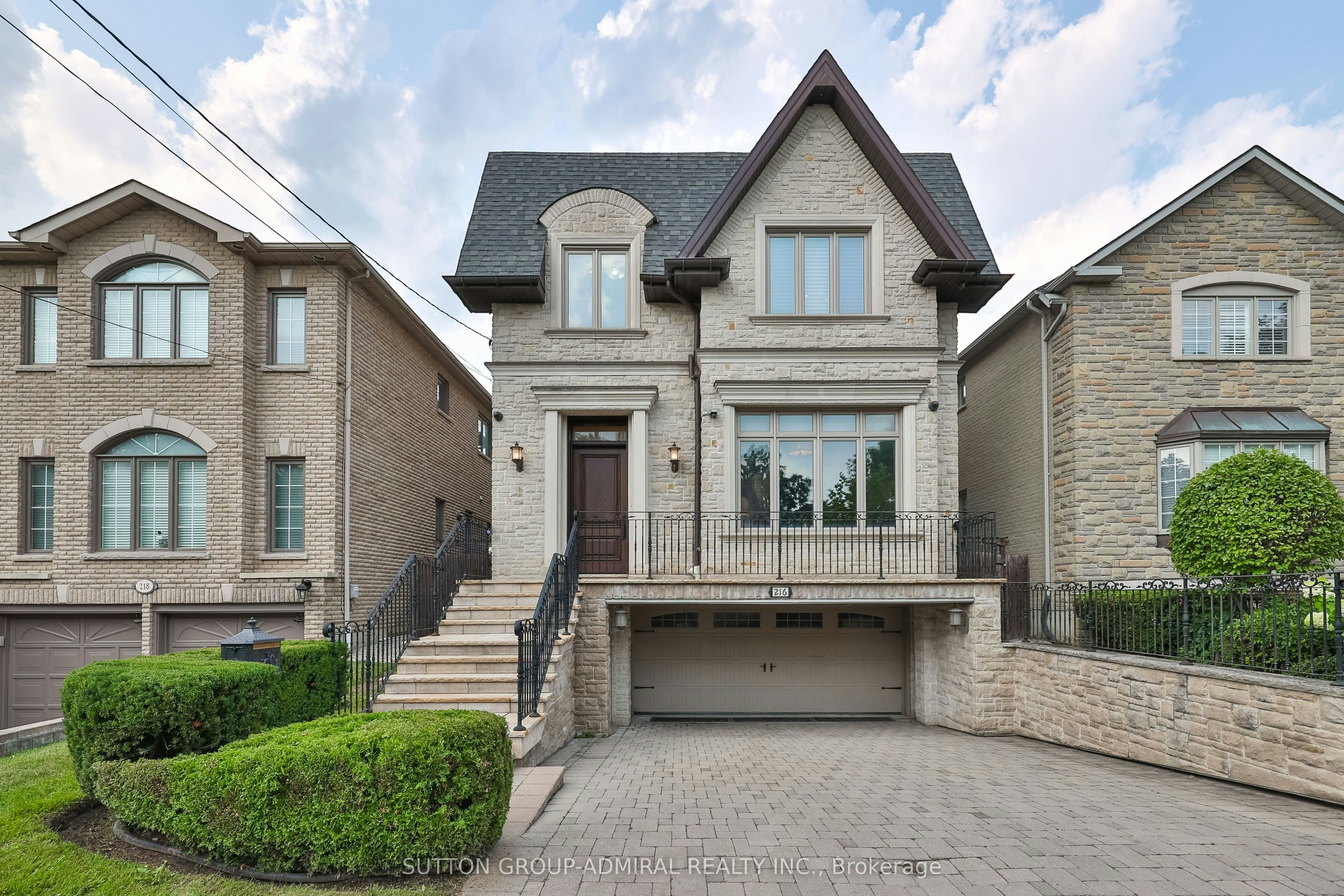 216 Haddington Avenue, Toronto, ON, M5M 2P8