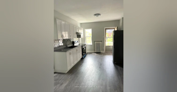 Upper-202 Major Street, Toronto, ON, M5S 2L3 - 4