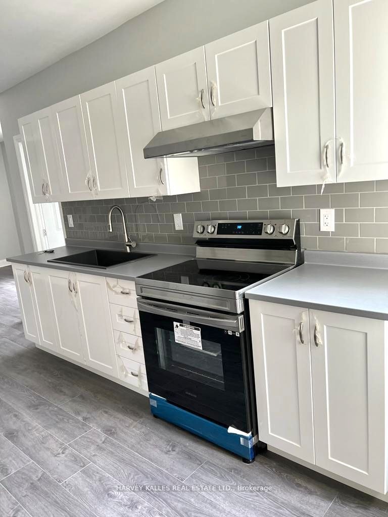 Upper-202 Major Street, Toronto, ON, M5S 2L3 - 3