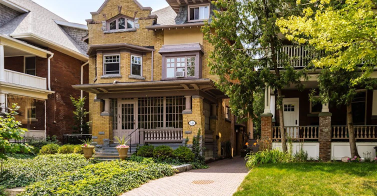Main-344 Palmerston Boulevard, Toronto, ON, M6G 2N6