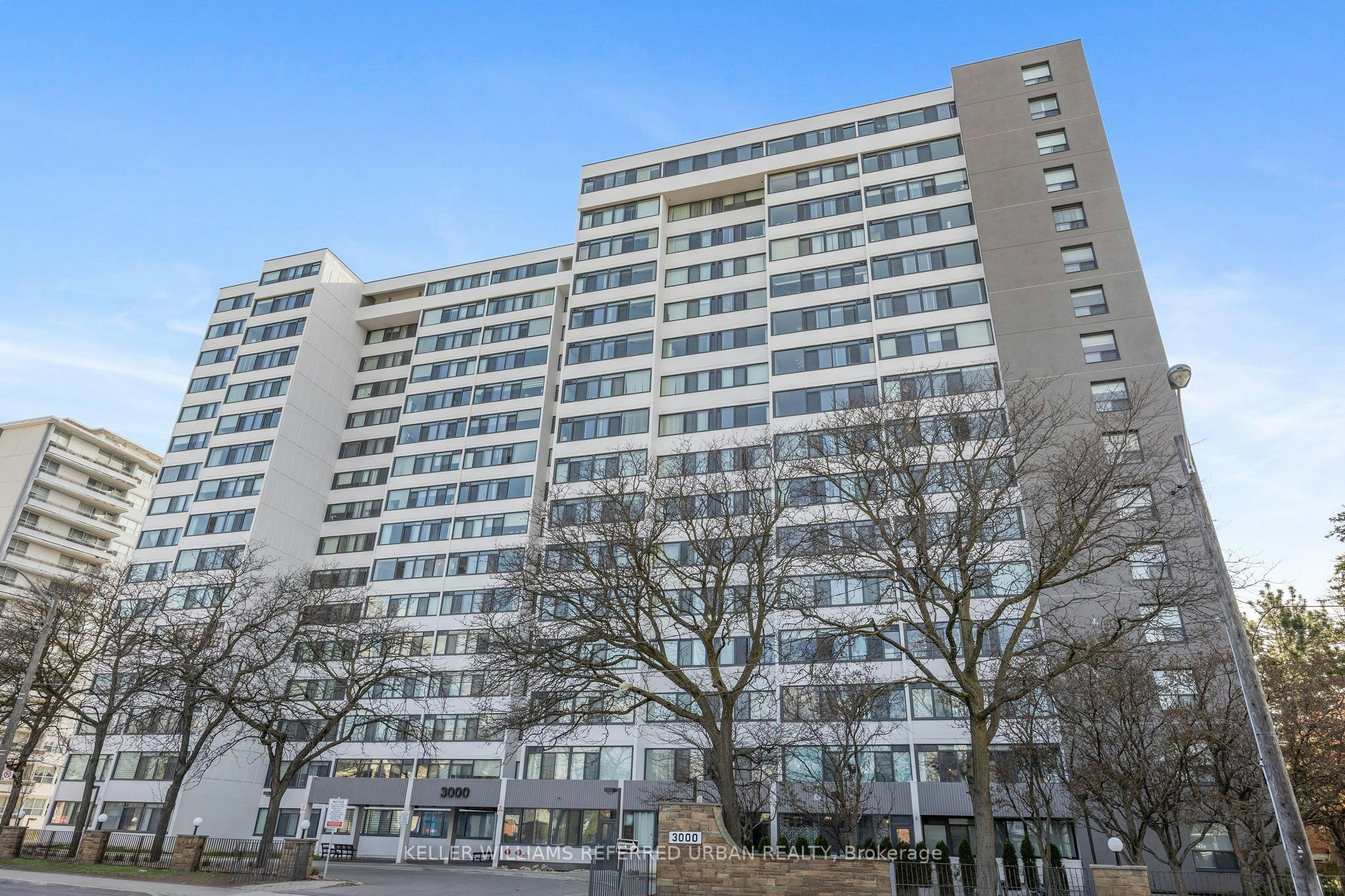 1501-3000 Bathurst Street, Toronto, ON, M6B 3B4