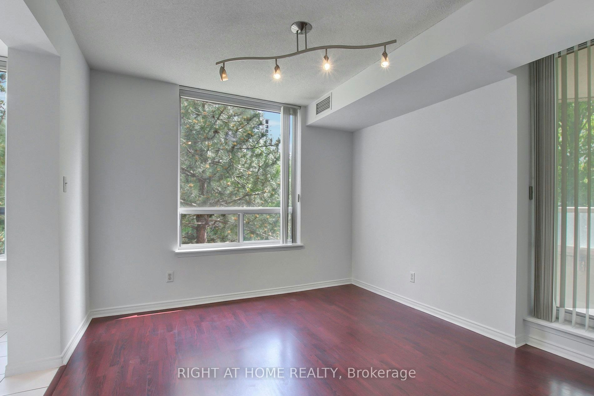 207-35 Empress Avenue, Toronto, ON, M2N 6T3 - 46