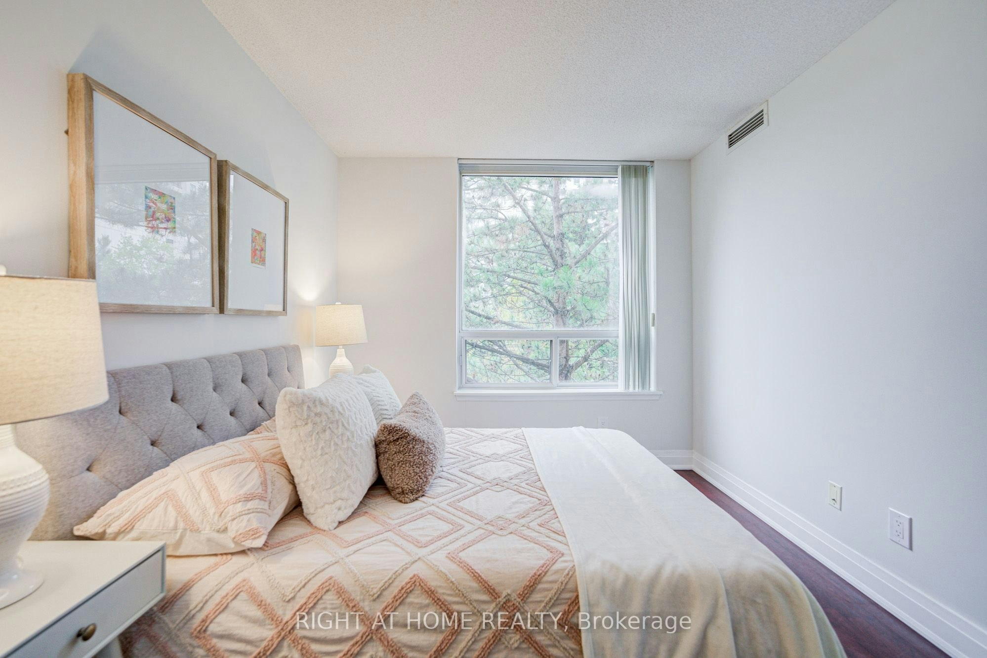 207-35 Empress Avenue, Toronto, ON, M2N 6T3 - 27