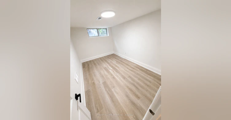 Lower-43 Belvidere Avenue, Toronto, ON, M6C 1P7 - 10