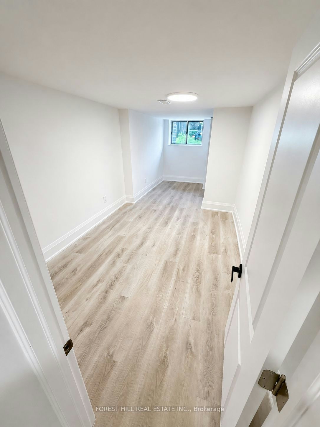 Lower-43 Belvidere Avenue, Toronto, ON, M6C 1P7 - 7