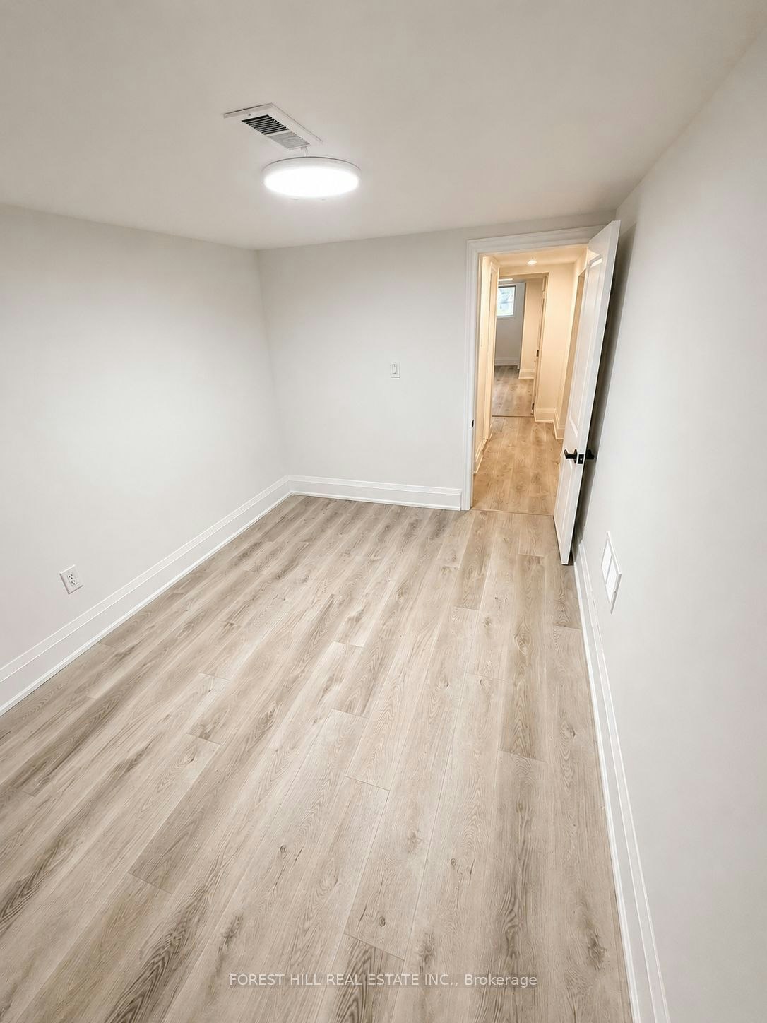 Lower-43 Belvidere Avenue, Toronto, ON, M6C 1P7 - 11