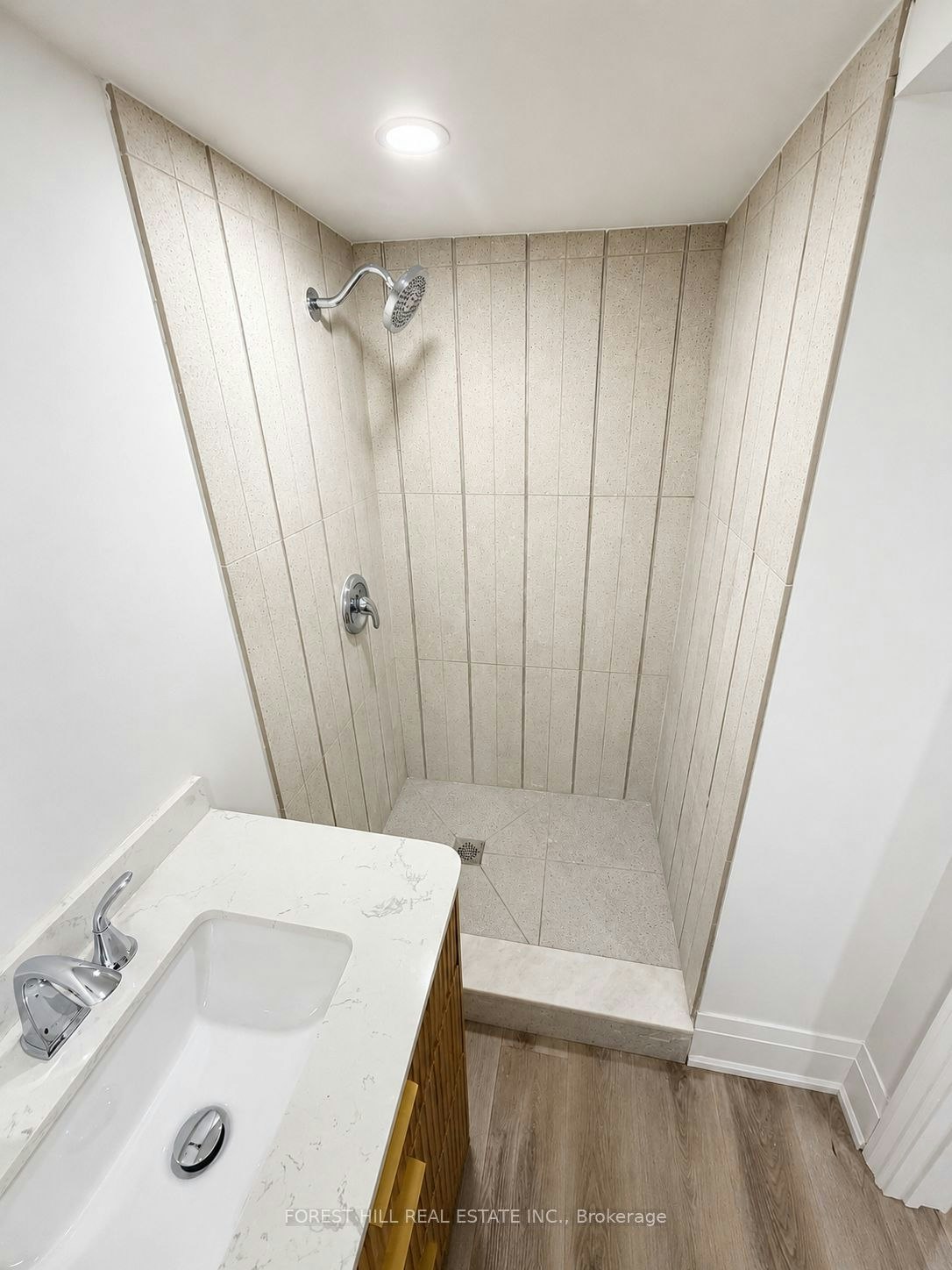 Lower-43 Belvidere Avenue, Toronto, ON, M6C 1P7 - 14