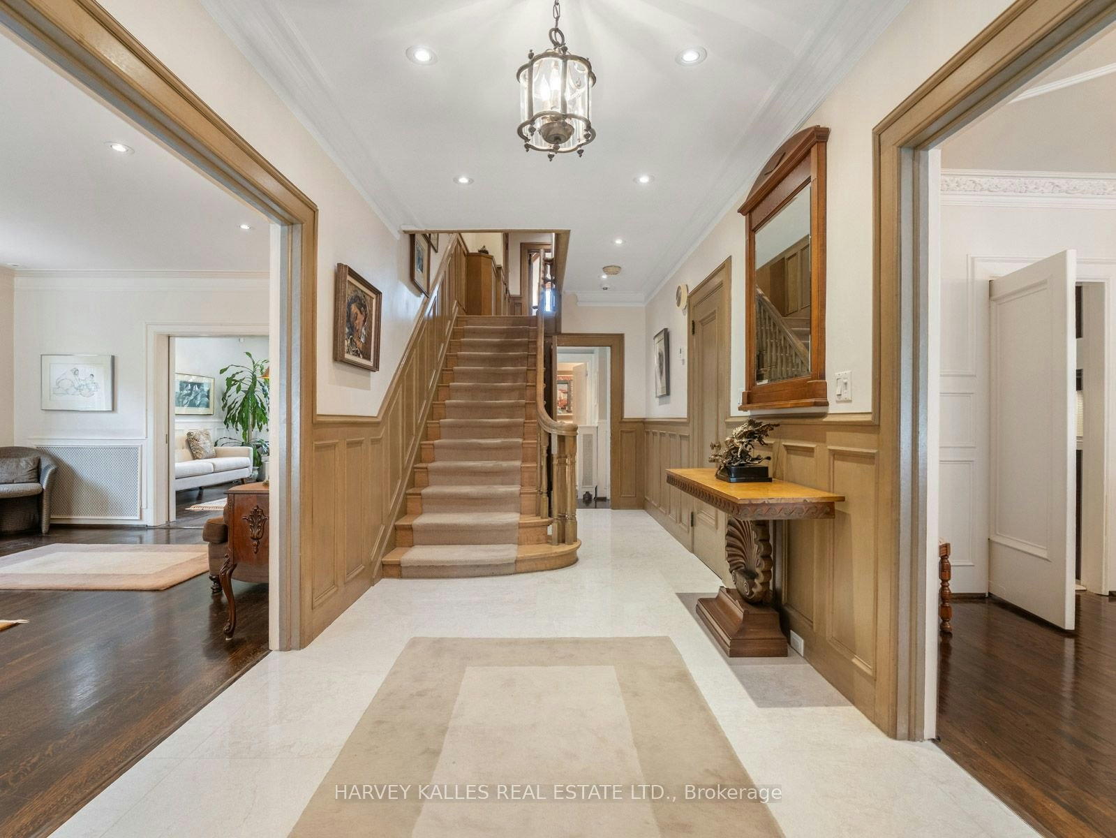 14 Dewbourne Avenue, Toronto, ON, M5P 1Z4 - 4