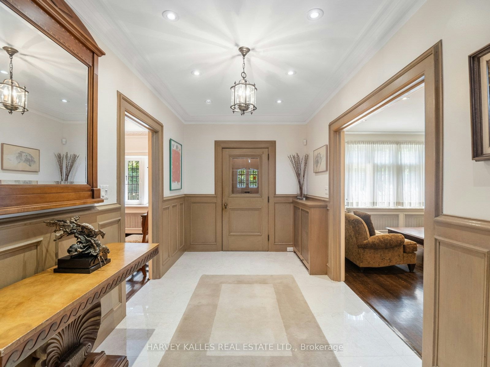 14 Dewbourne Avenue, Toronto, ON, M5P 1Z4 - 3