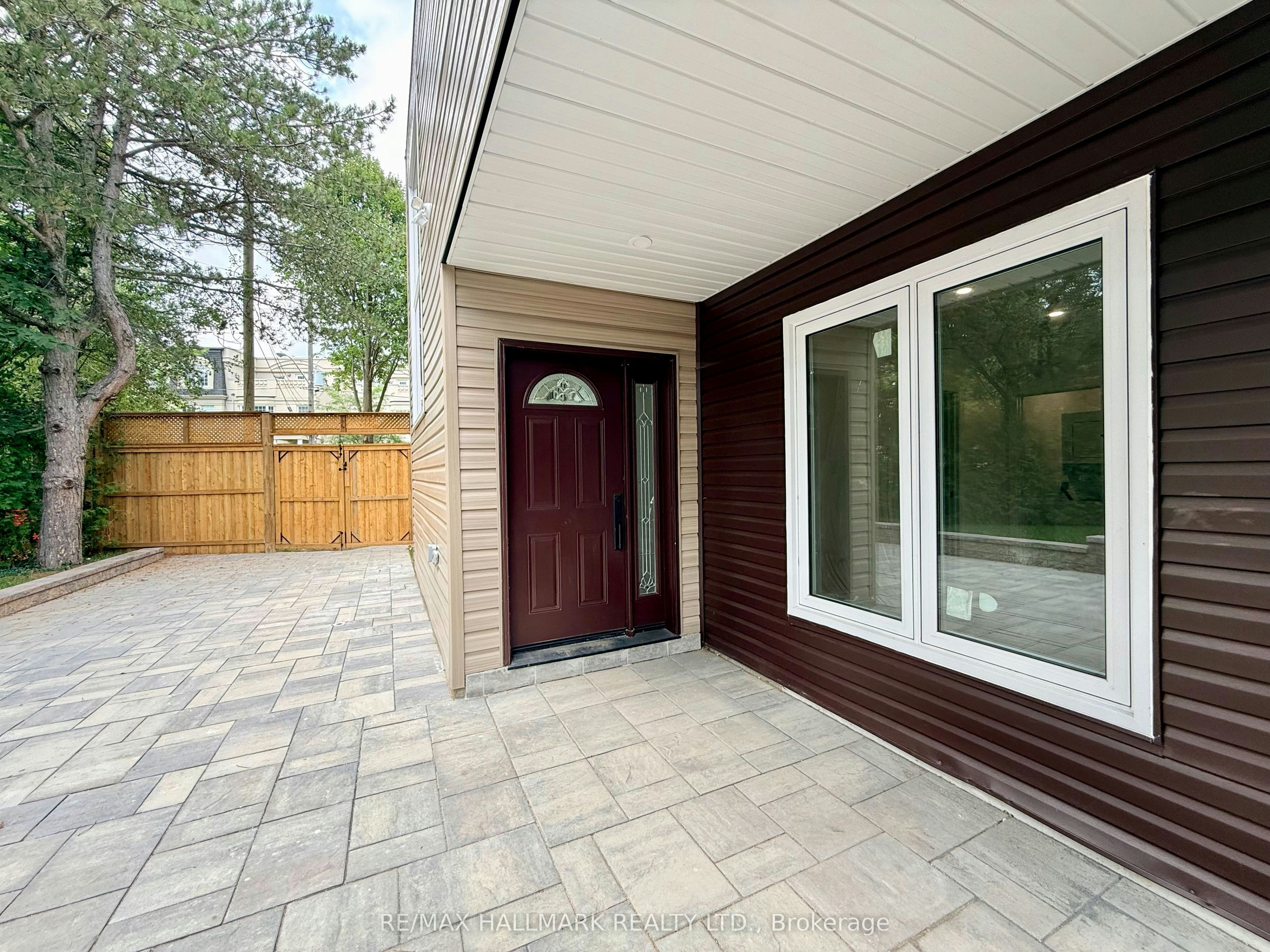 48R Bradgate Road, Toronto, ON, M3B 1J8 - 5