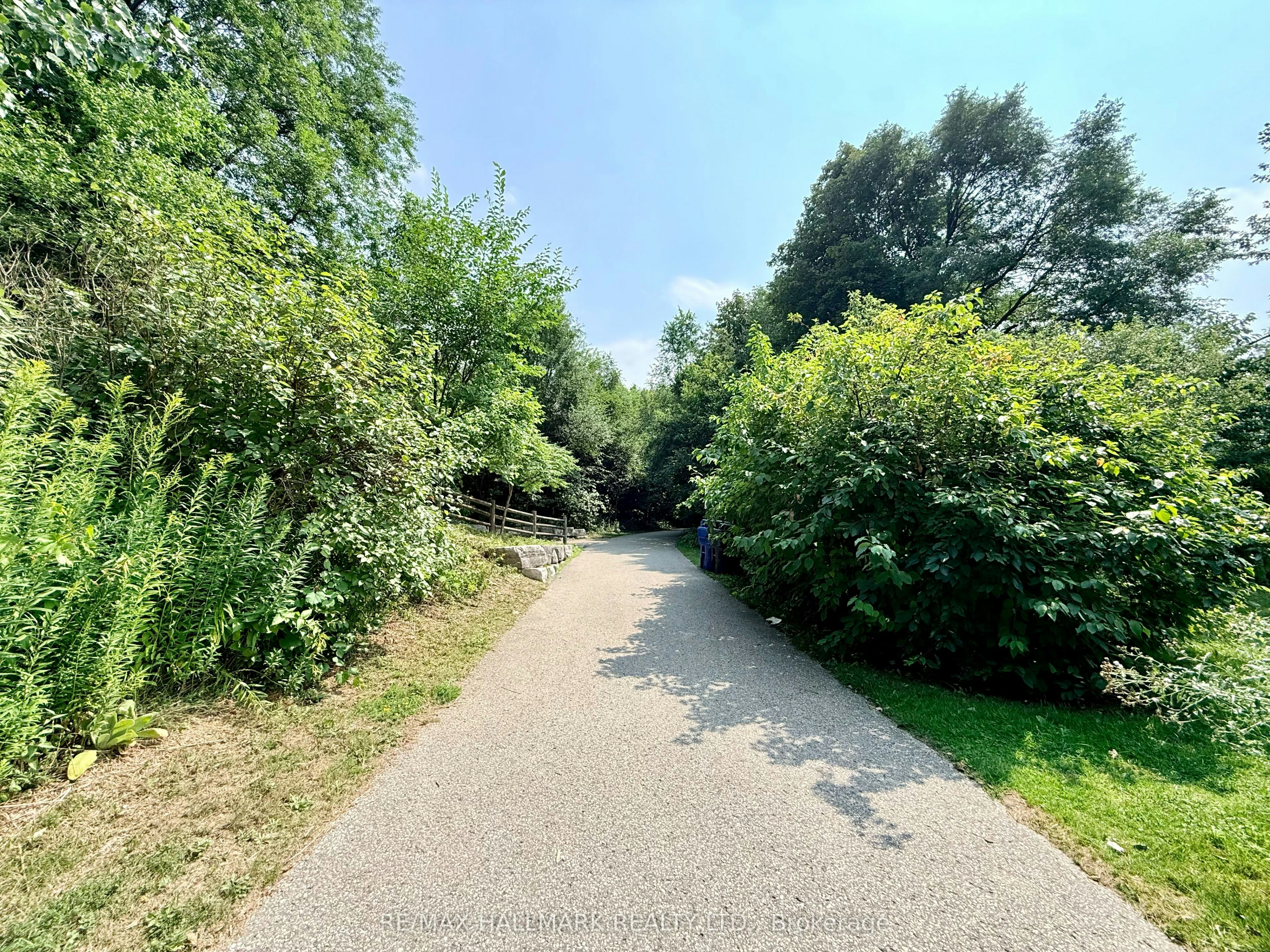 48R Bradgate Road, Toronto, ON, M3B 1J8 - 7
