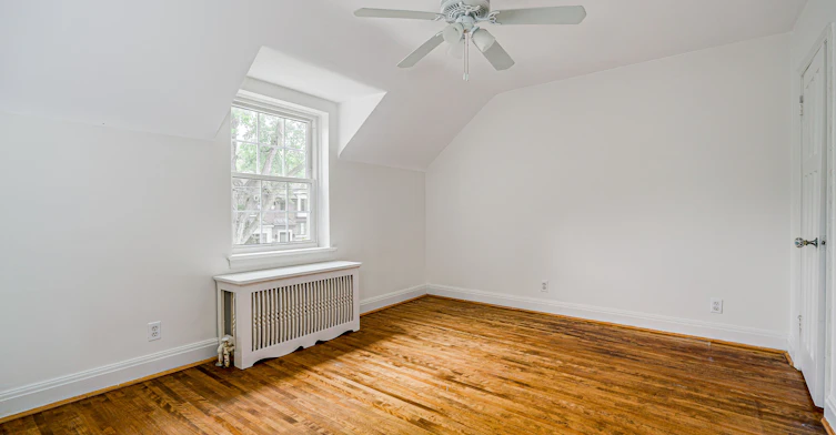 59 Fairfield Road, Toronto, ON, M4P 1S9 - 9