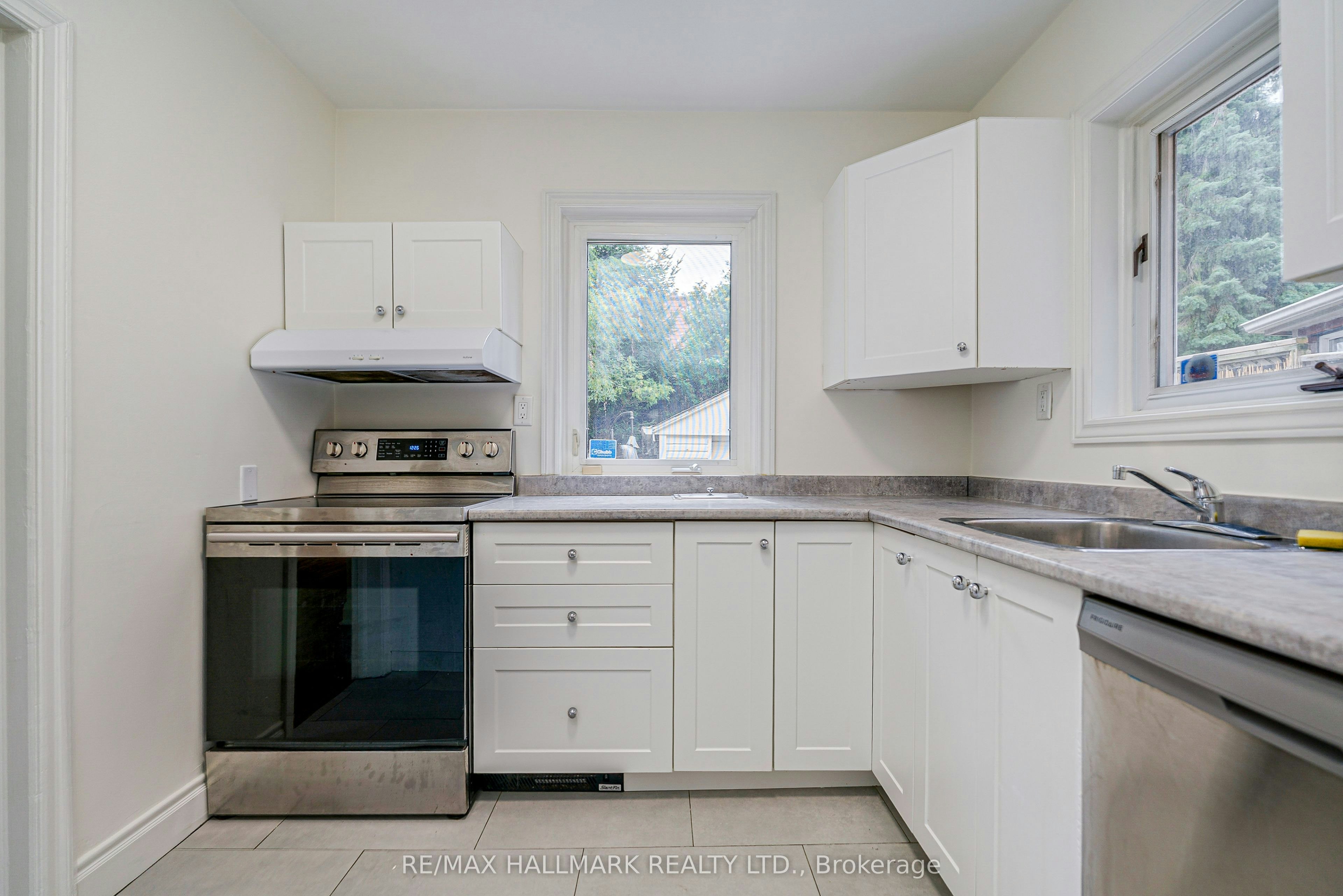 59 Fairfield Road, Toronto, ON, M4P 1S9 - 6