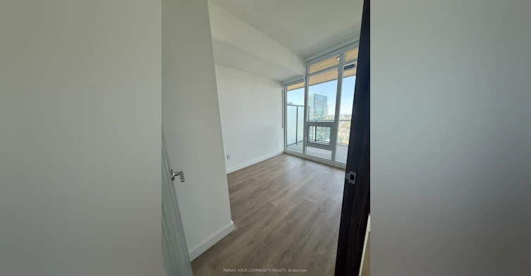 5105-3 Concord Cityplace Way, Toronto, ON, M5V 0X4 - 6