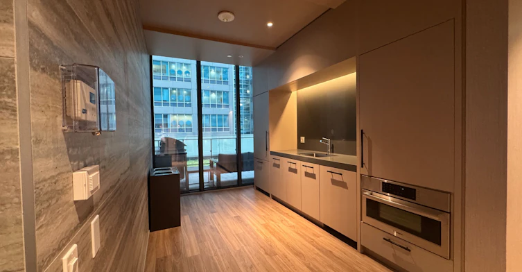 3904-20 Lombard Street, Toronto, ON, M5C 0A7 - 2
