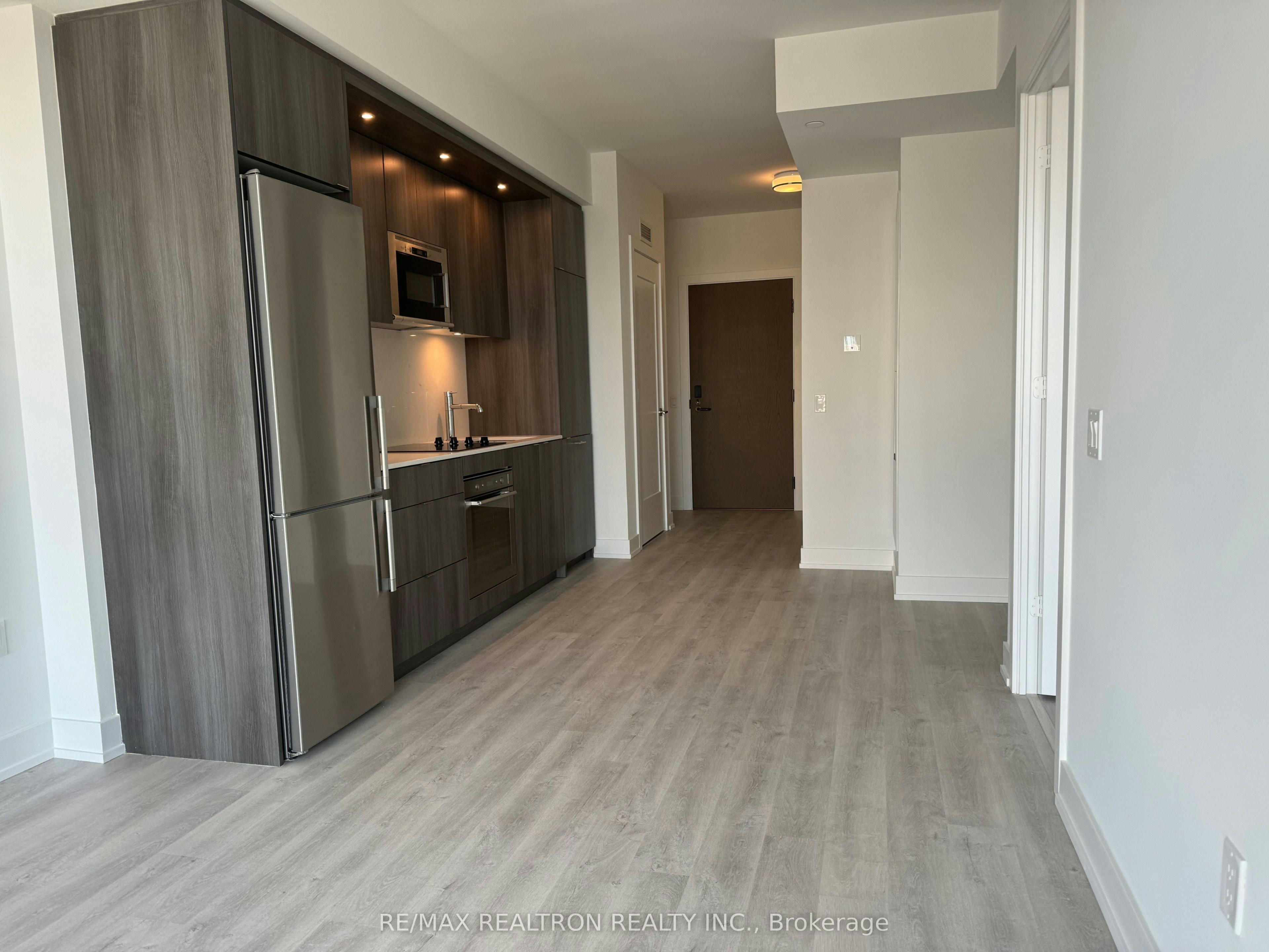 3701-30 Inn ON The Park Drive, Toronto, ON, M3C 0P8 - 3