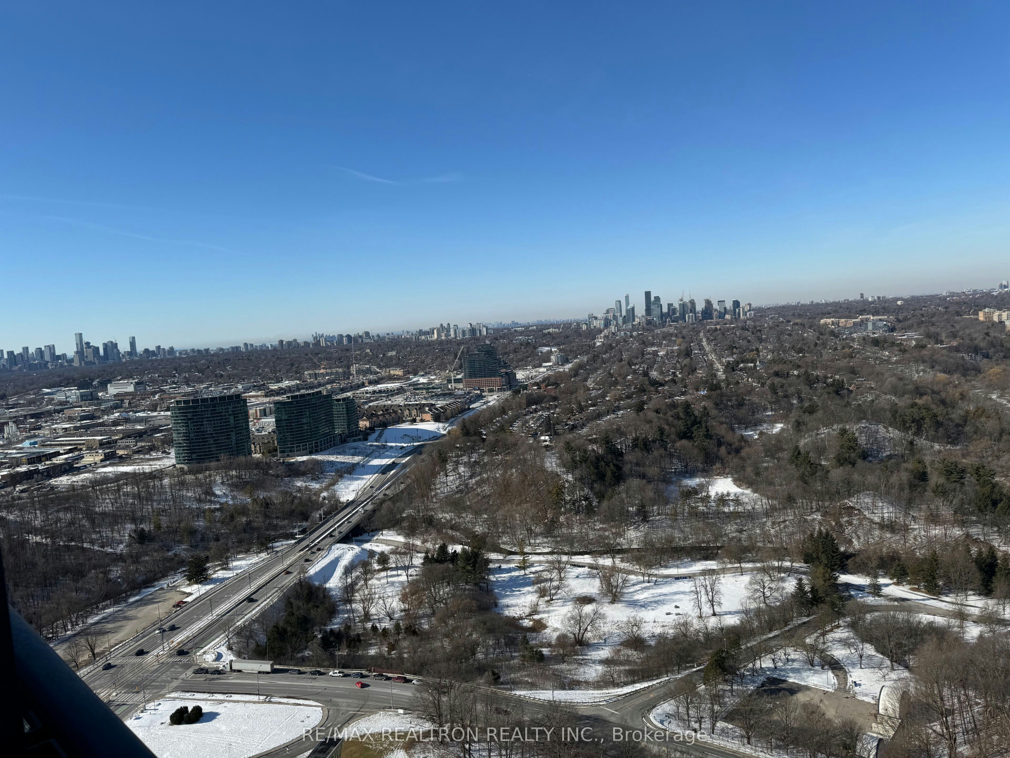 3701-30 Inn ON The Park Drive, Toronto, ON, M3C 0P8 - 7